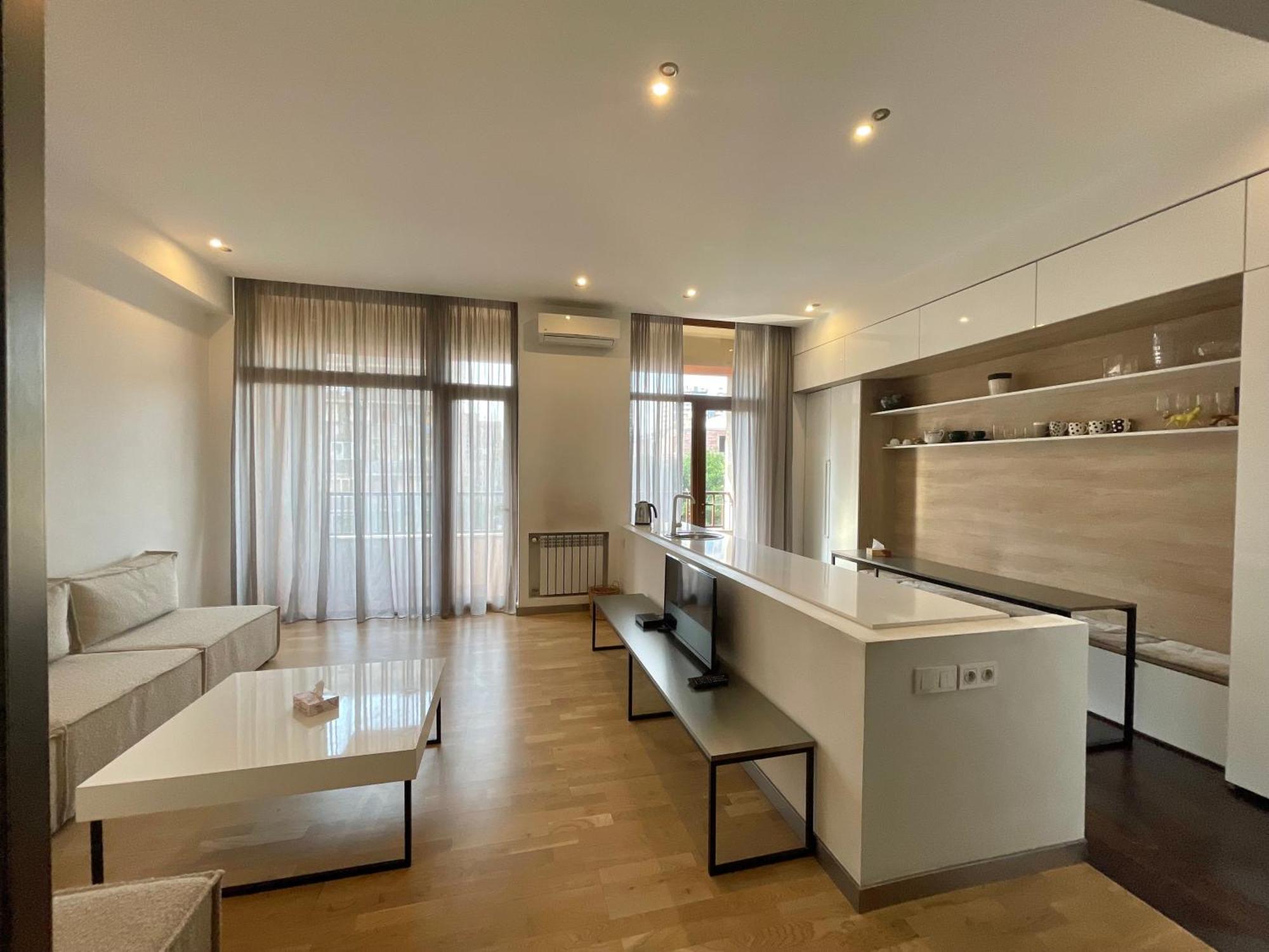 Metro Apartment 耶烈万 外观 照片