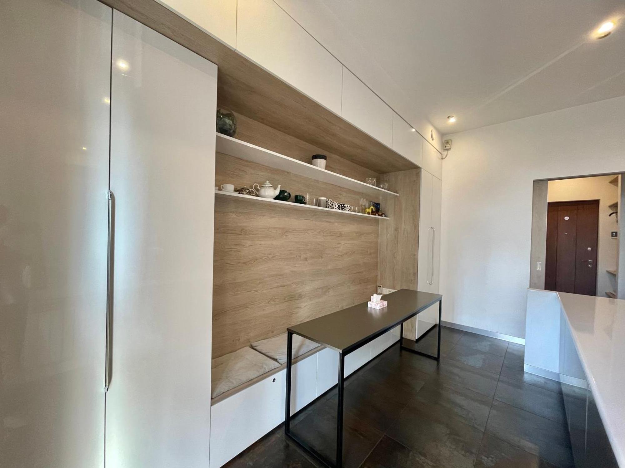 Metro Apartment 耶烈万 外观 照片